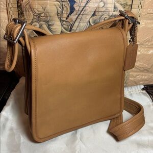 Coach Legacy Medium Flap Bag Vintage Y2K Tan Leather Messenger 9145 Adj Strap